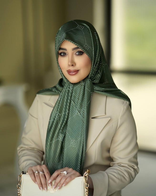 روسری مجلسی زنانه جنس ژان ژان نگین گوچی