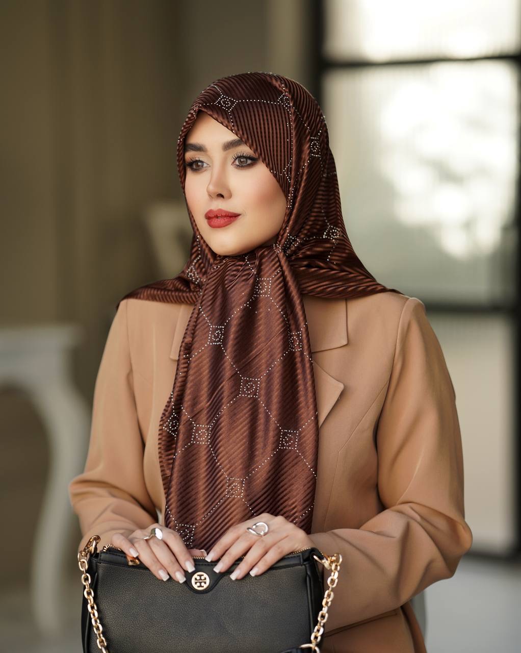 روسری مجلسی زنانه جنس ژان ژان نگین گوچی